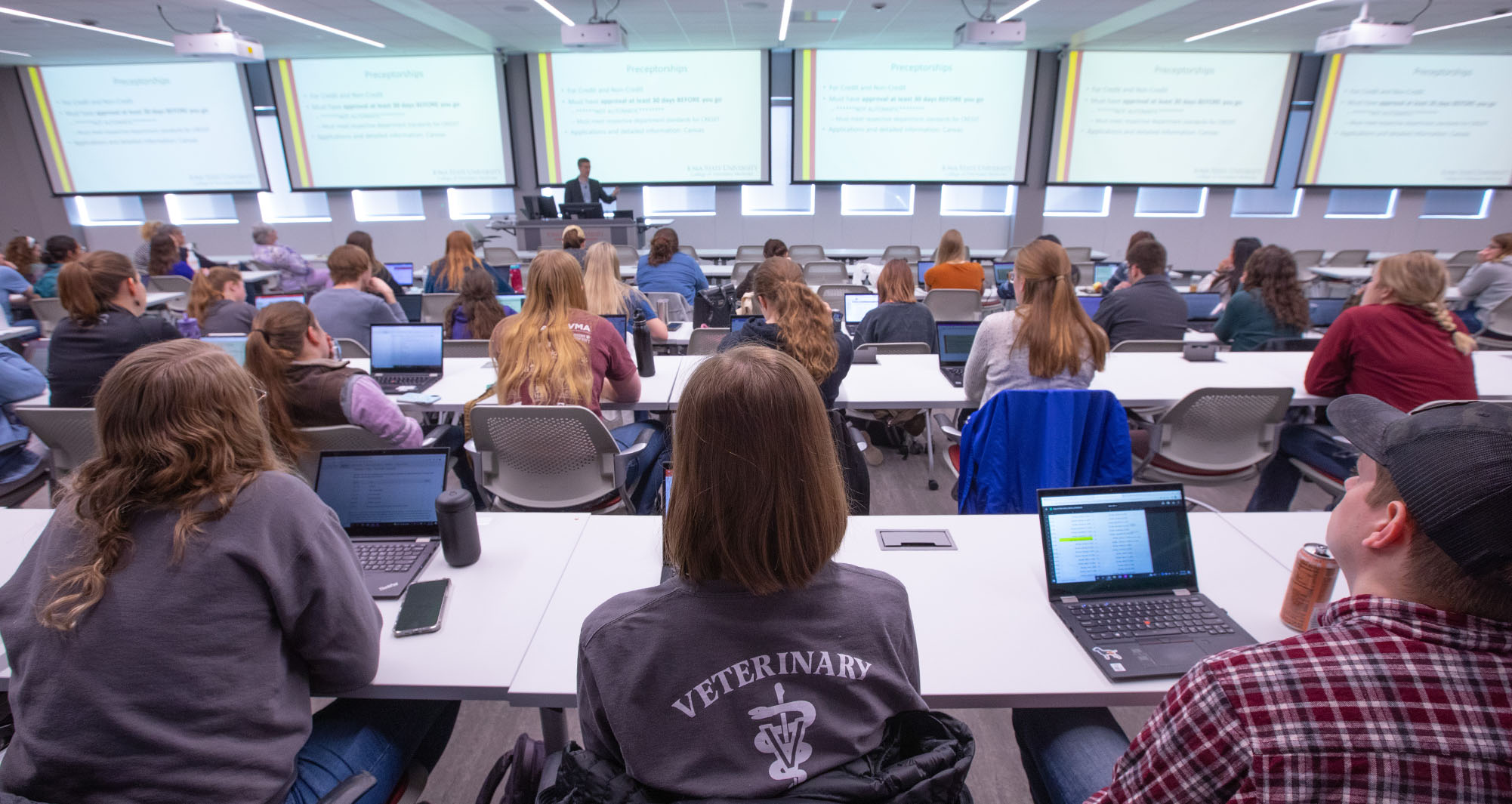 Vet Med students in a lecture classroom